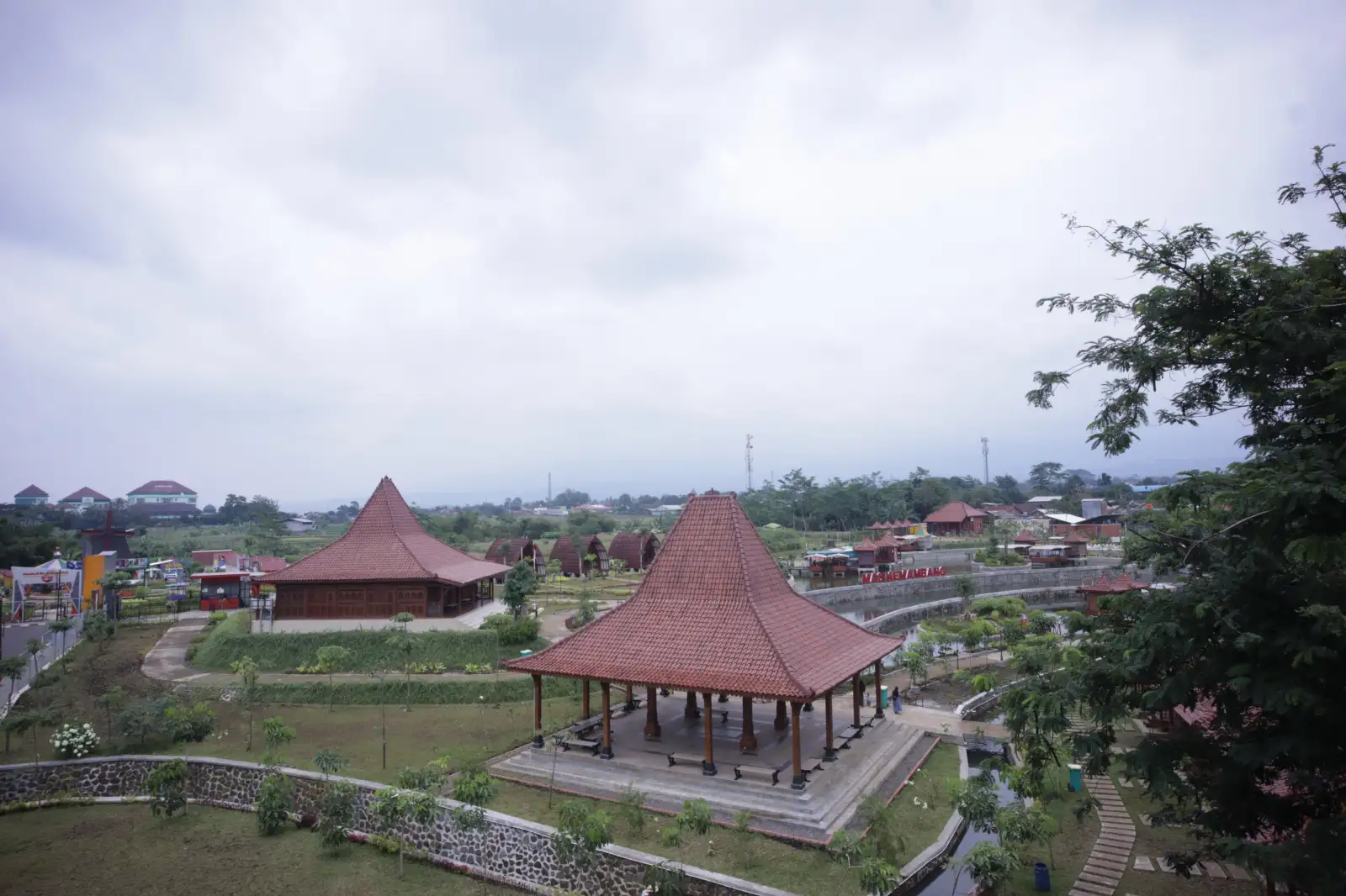 Taman Apung Mas Kemambang — foto 12